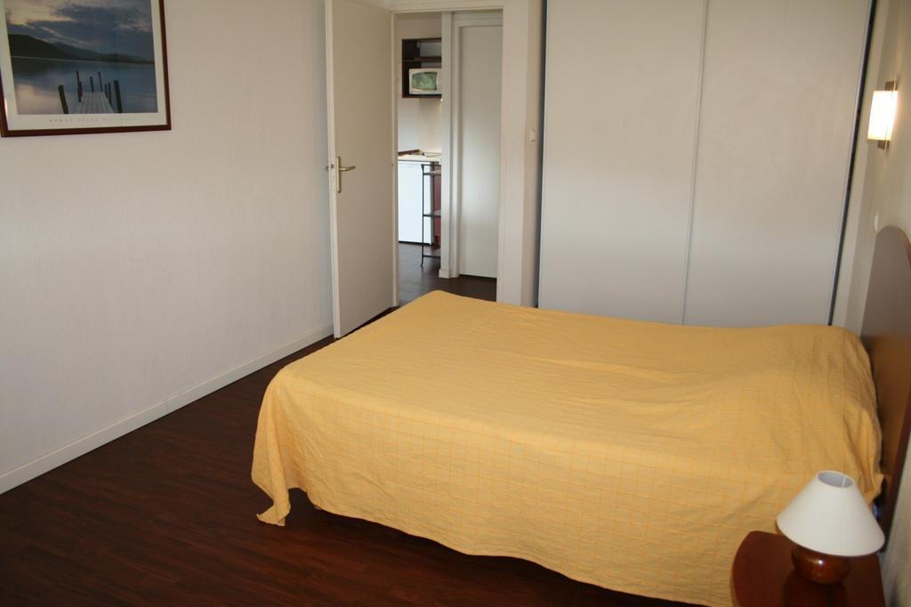 Le Domaine Des Oliviers Apartment Saint-Cyr-sur-Mer Ruang foto