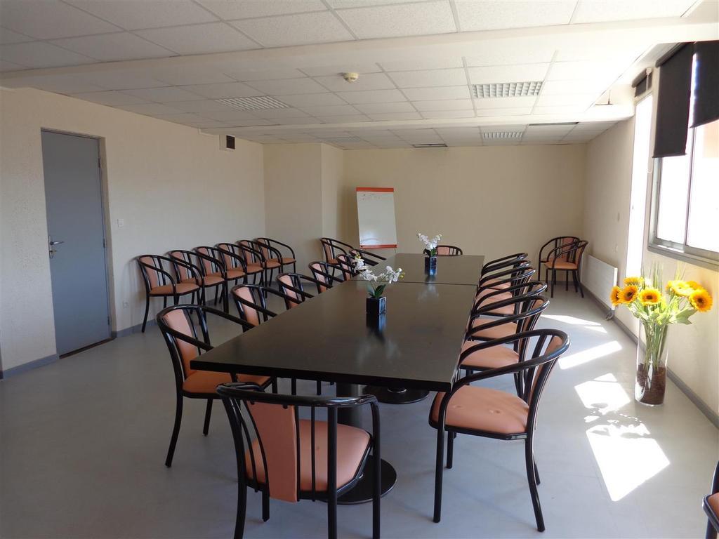 Le Domaine Des Oliviers Apartment Saint-Cyr-sur-Mer Bagian luar foto