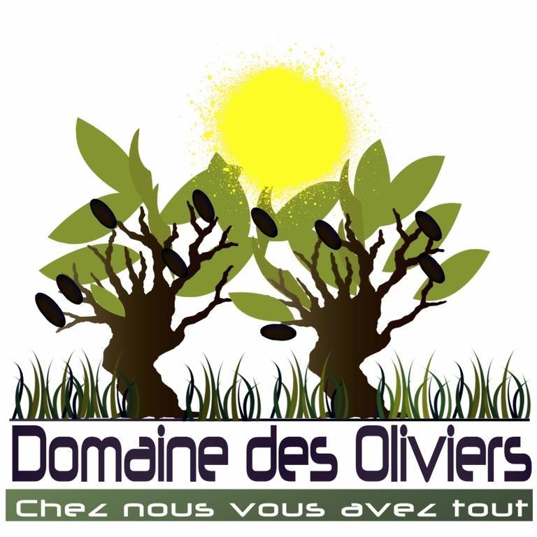 Le Domaine Des Oliviers Apartment Saint-Cyr-sur-Mer Bagian luar foto
